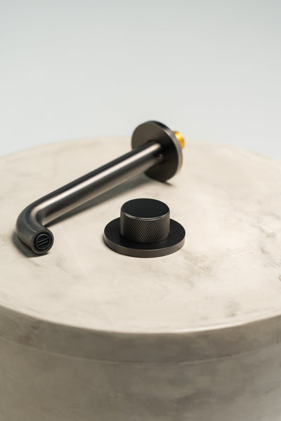 WALL GUN METAL