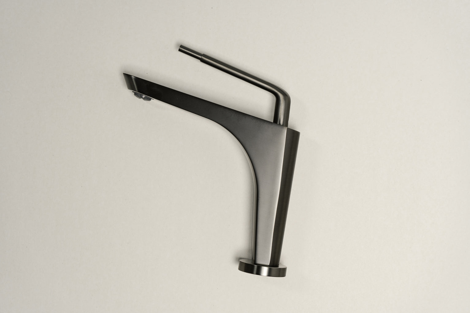 TEC GUN METAL